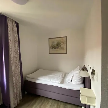 Main-art Hotel *